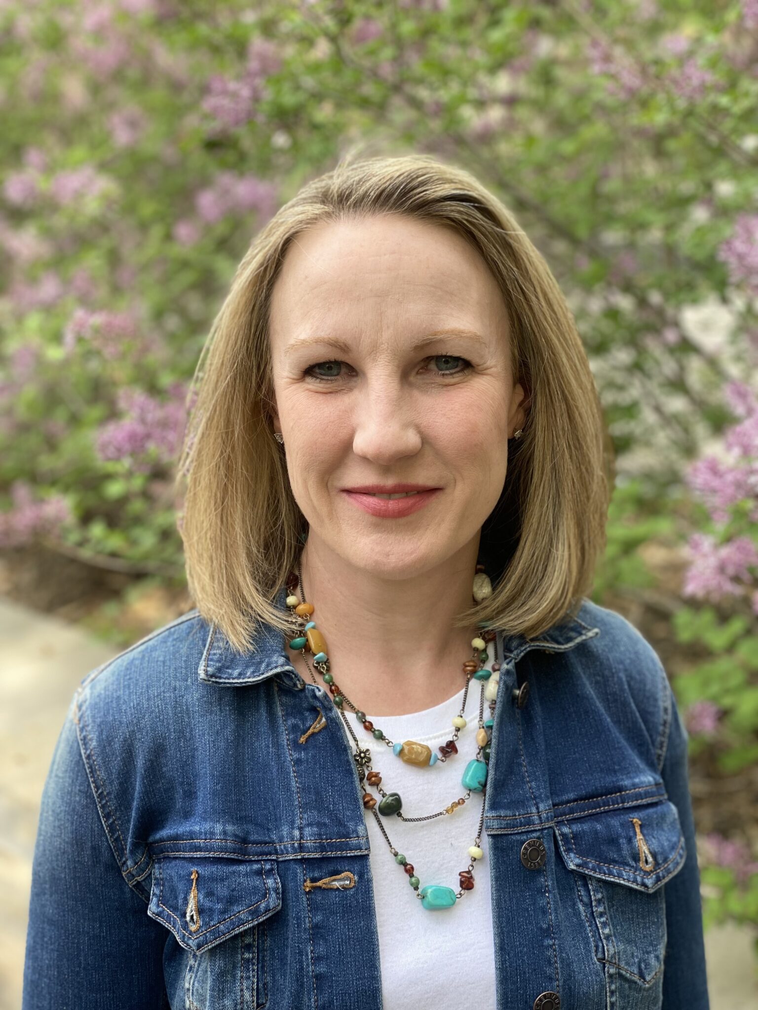 Headshot of Josie Semmes, LHP, CHP, CH, graduate of the Canadian College of Homeopathic Medicine, smiling in a professional portrait.